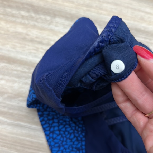 Lululemon longline bra size 8 - Picture 3 of 6